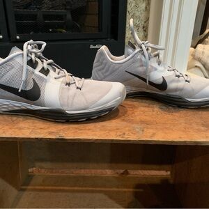 Nike Shoes - Men’s Size 11 - Nike Training Dual Fusion - Great Used Condition